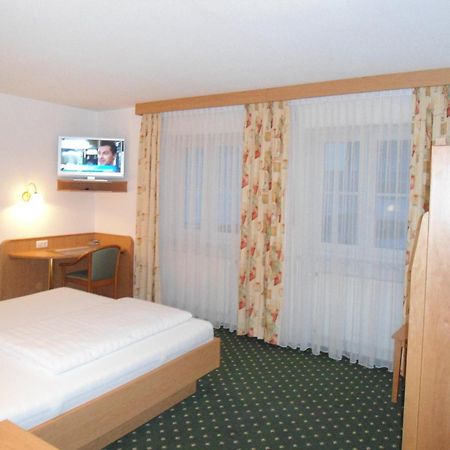 Hotel Hutzenthaler Bruckberg Cameră foto
